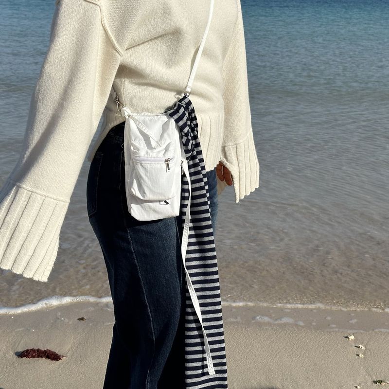 minmin（ミンミン）の「Stripe Muffler Navy Gray（Fashion Accessories）」