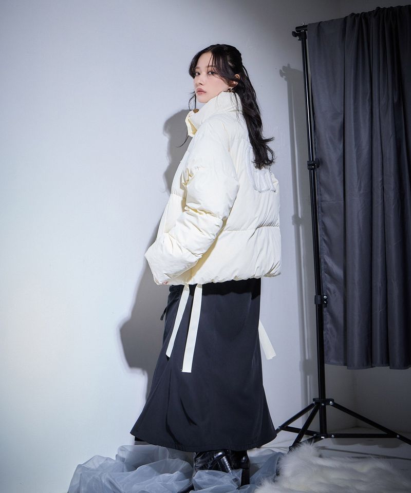ANDGEEBEE（アンジービー）の「UNISEX バックロゴエコダウン（Jackets/Outerwear）」