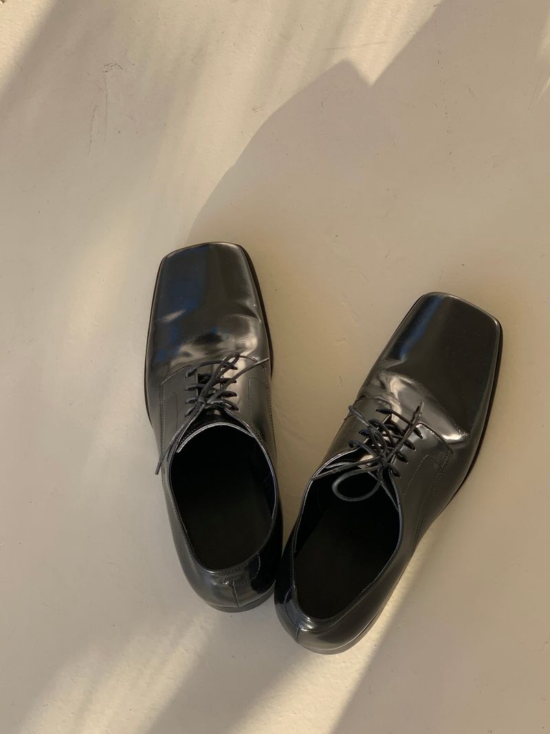LMN Routine Handmade Square Derby Shoes (black)