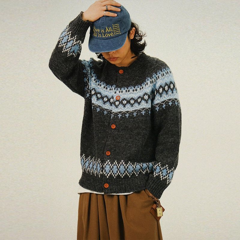 SEMIKAJI(セミカジ)の「ISLAND Round Cardigan(Tops)」