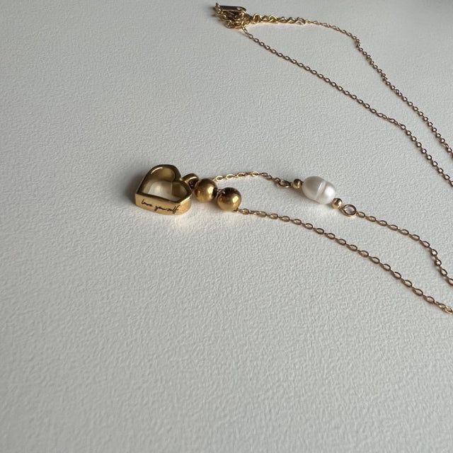 loys Lettering Heart Fresh Water Pearl Ball Guest Necklace