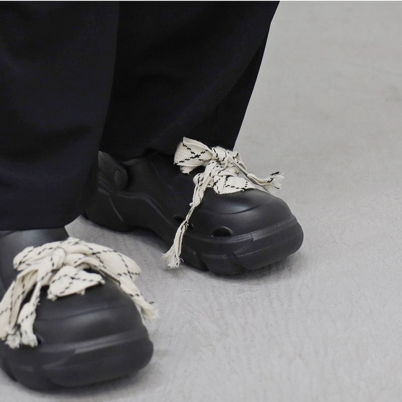 barman strap sandals