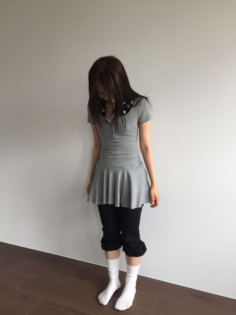 Frilled hem capri pants (1color)