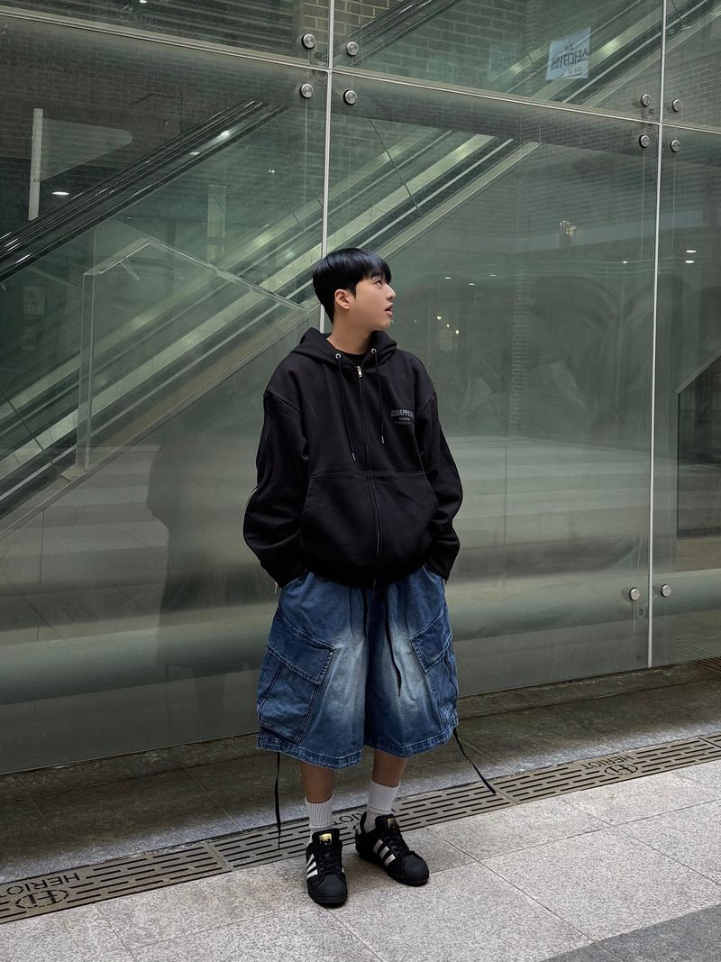oblique cargo denim bermuda pants