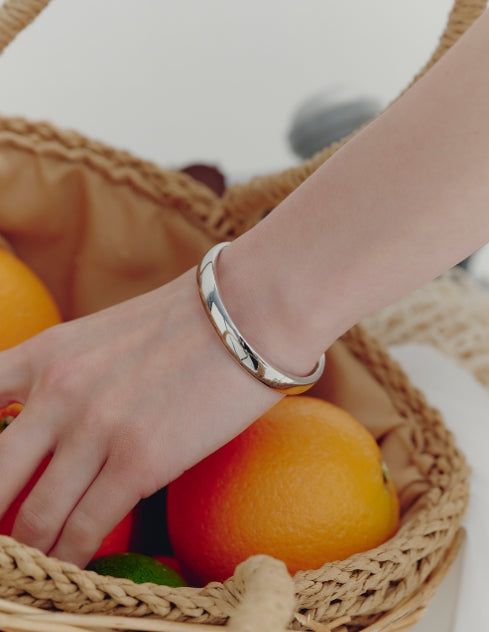 26SS★ Hidden Classic Wide Silver (W) Bangle