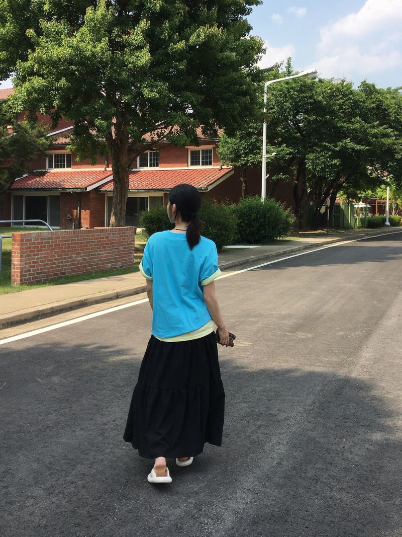 Flora Triple-Ruffle Long Skirt (2 Colors)