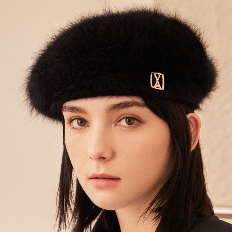 VA Square Stud Angora Beret / Black