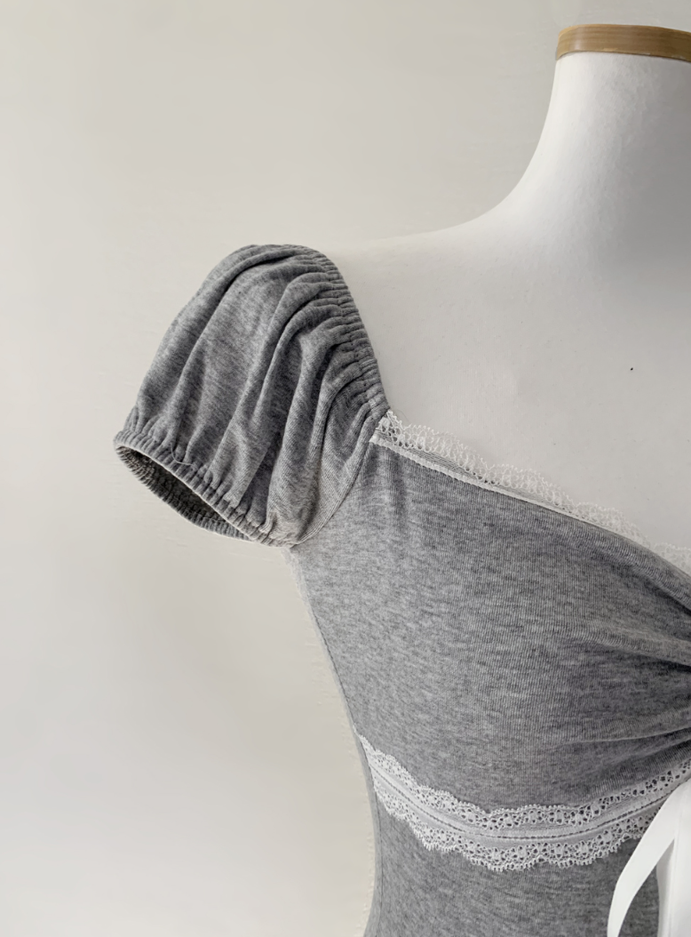 Hacken Ribbon Lace Top (light gray)