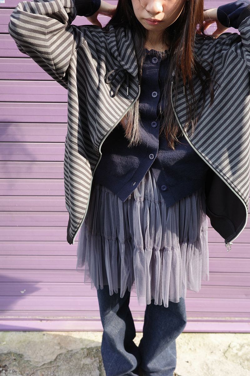 STRIPE HOODED ZIP-UP (BLACK)