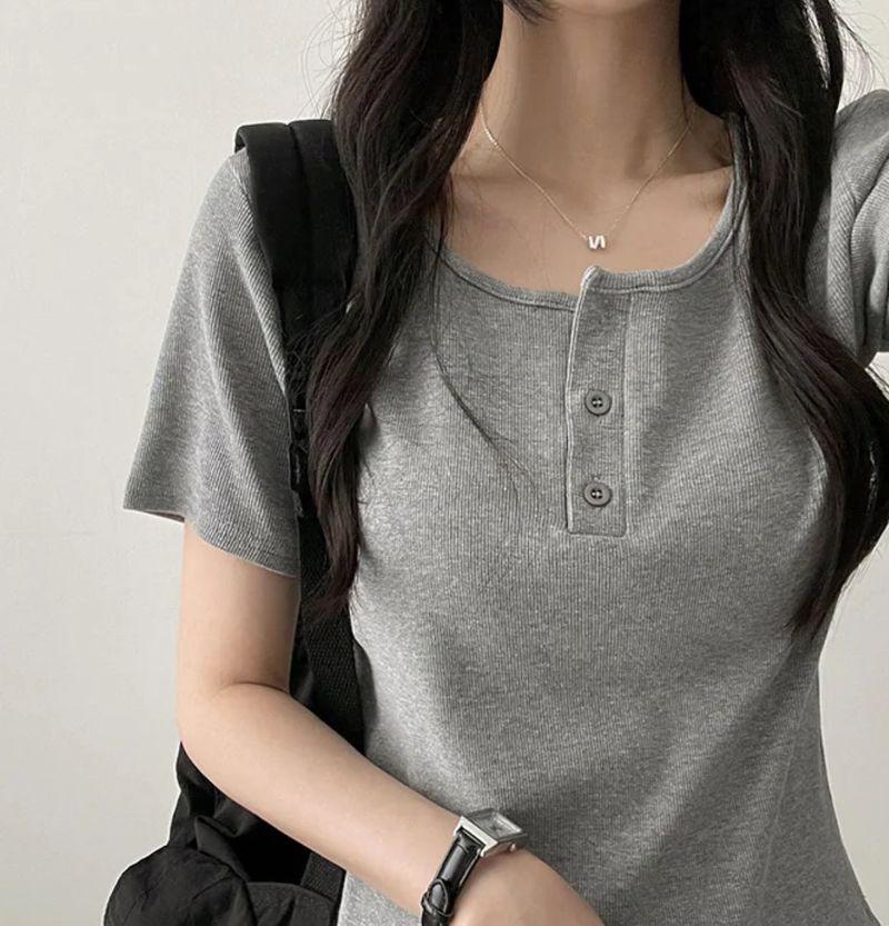 Waddoo hem round button short sleeve tee