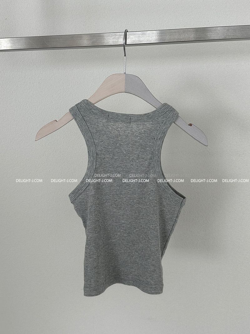 Four Seasons V-neck Cropped Sleeveless