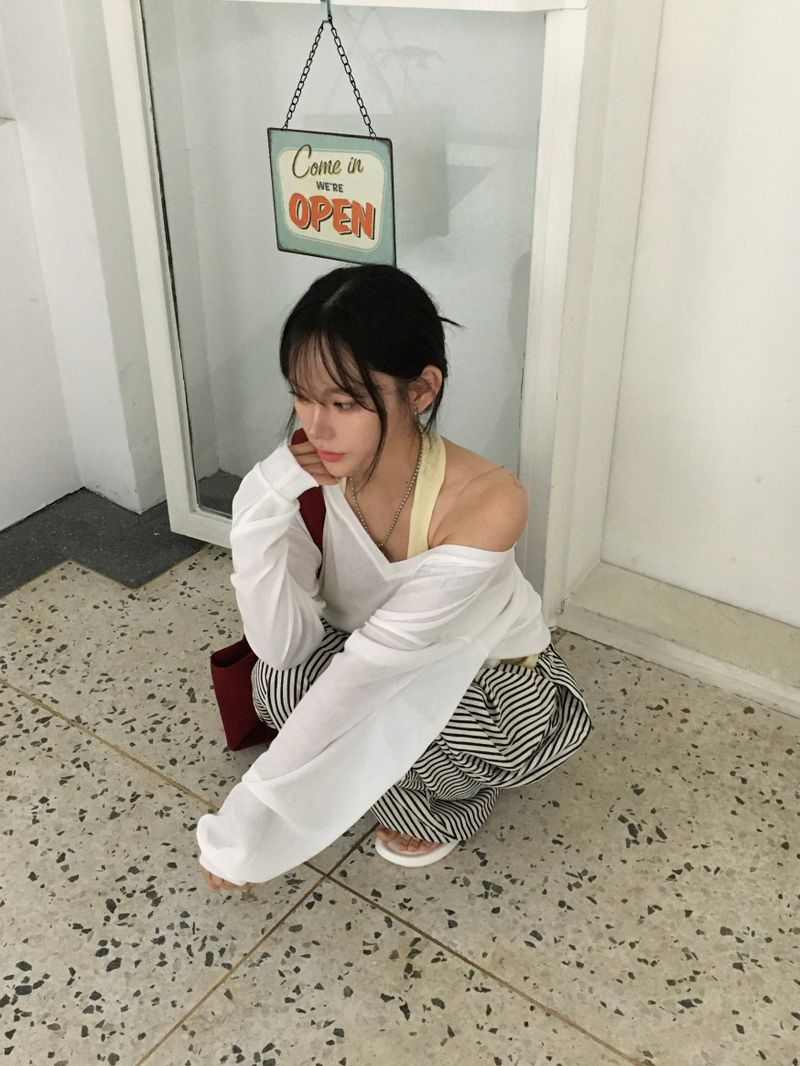 Seersucker striped wide pants (2c)
