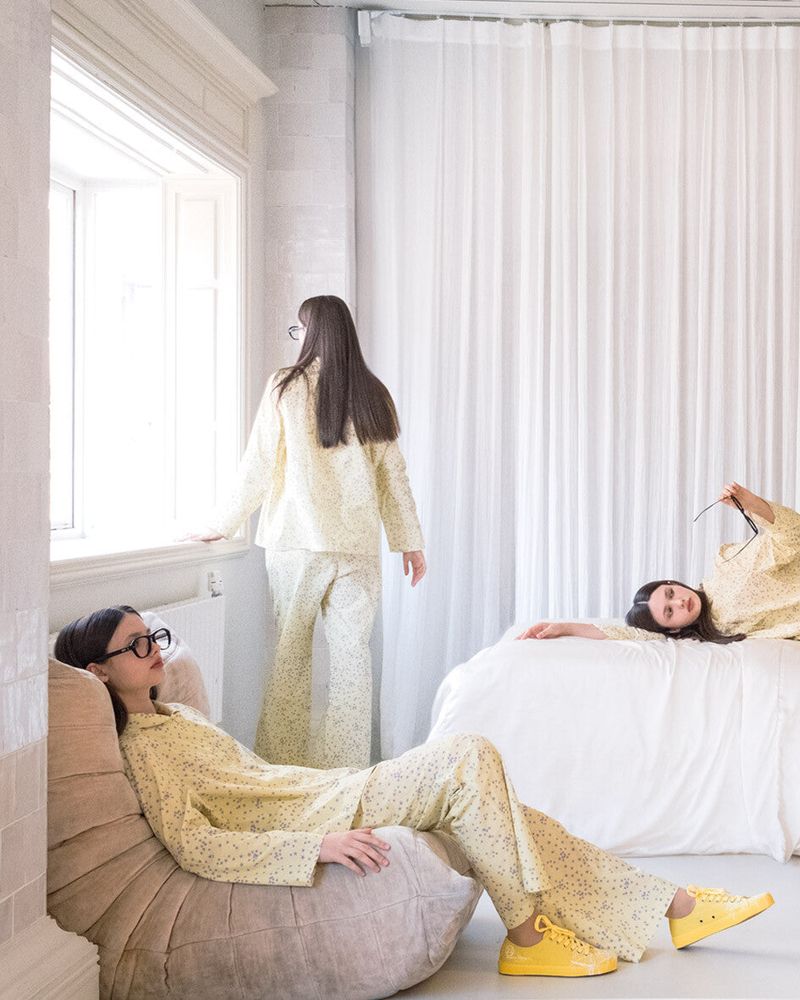 Star Pattern Pajama Set (yellow)