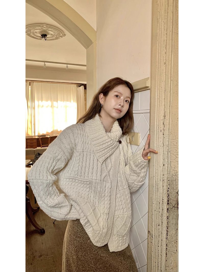 Wool Flow Warm Knit Cardigan