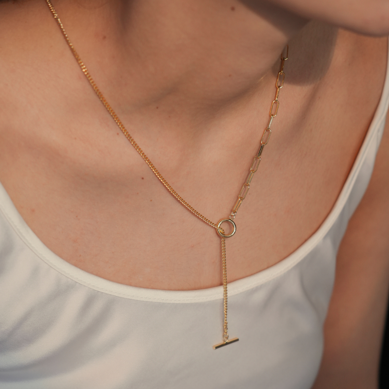 Chérie（シェリー）の「shine through necklace (curve)（Accessories）」
