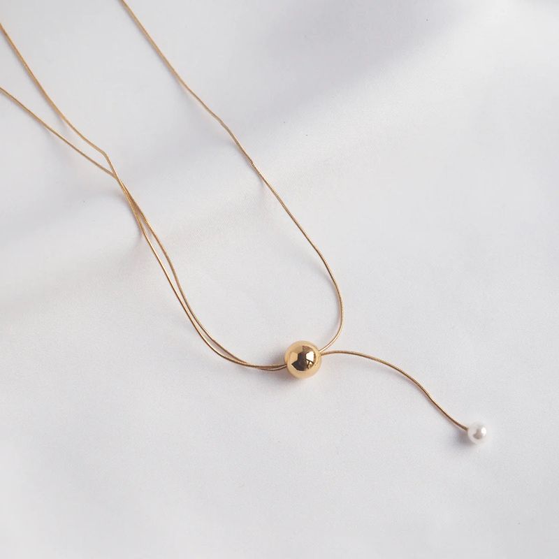 éclater（エクラテ）の「エドミーパールドロップネックレス（アクセサリー）」