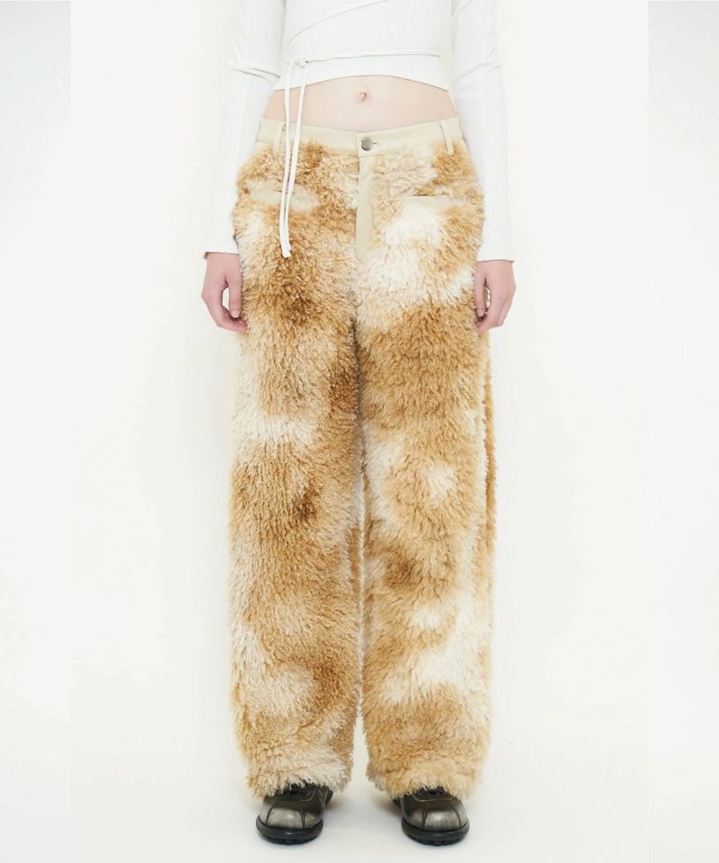 VIAVANDA（ヴィアヴァンダ）の「FAKE FUR STRAIGHT PANTS（Pants）」