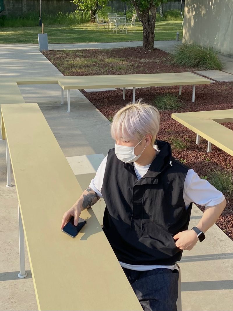 Track anorak vest