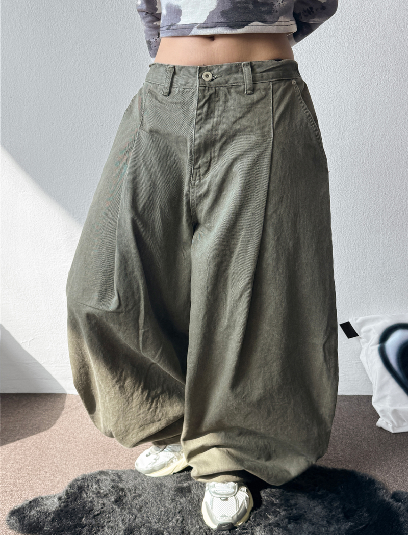 CCORTTI(コルッティ)の「Rabbit Pigment Washed Balloon Long Pants 2 SIZE 3 COLORS (Pants)」