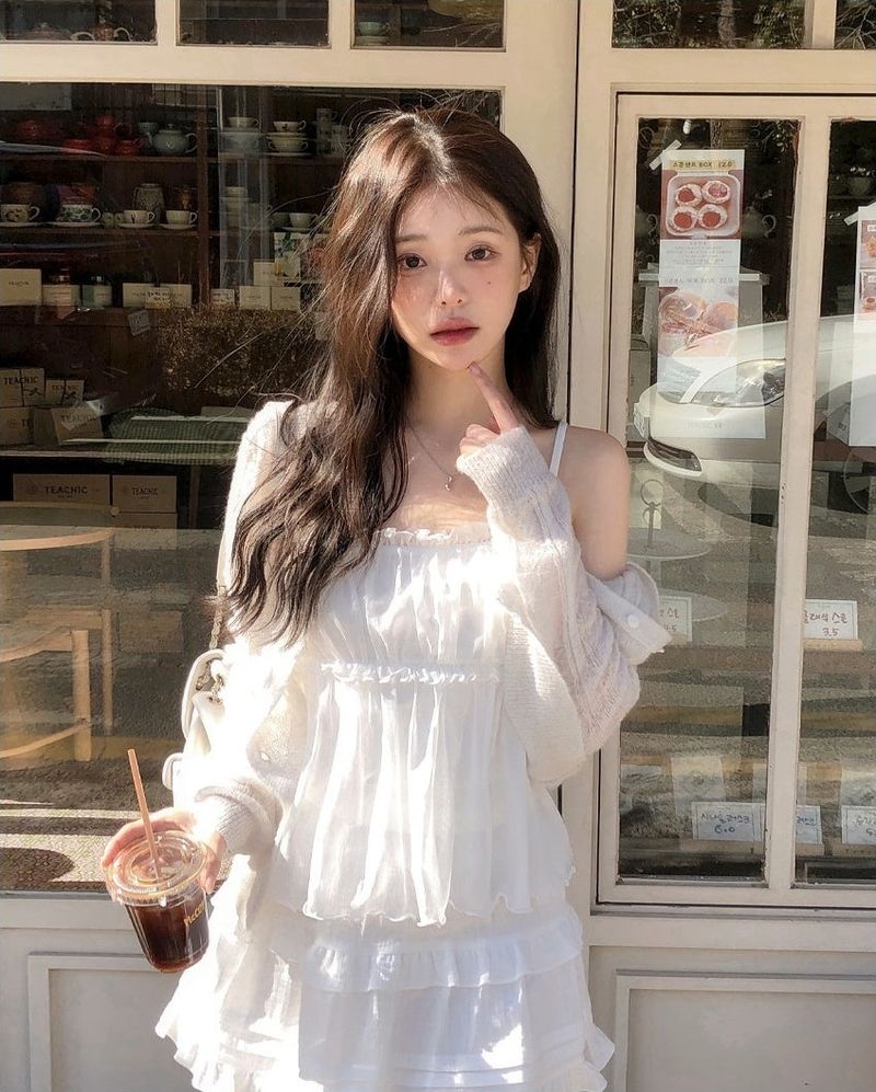 SHOPPERLAND（ショッパーランド）の「Chiffon Layered Frill Sleeveless Blouse (2color)（Tops）」