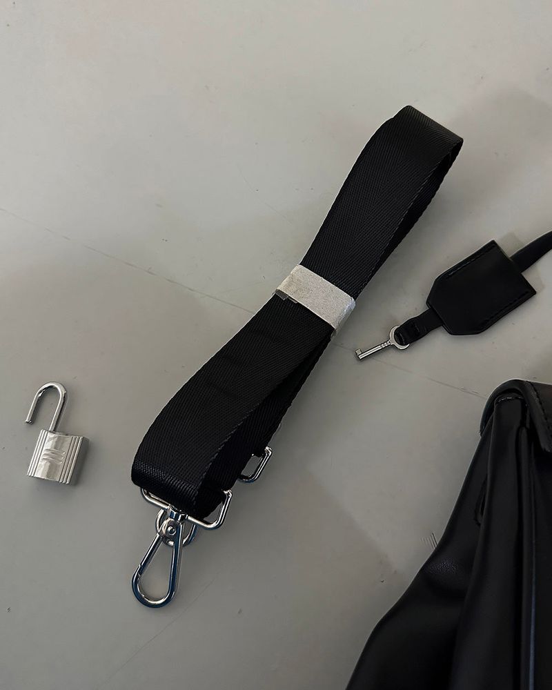 Lock set tote & cross big bag