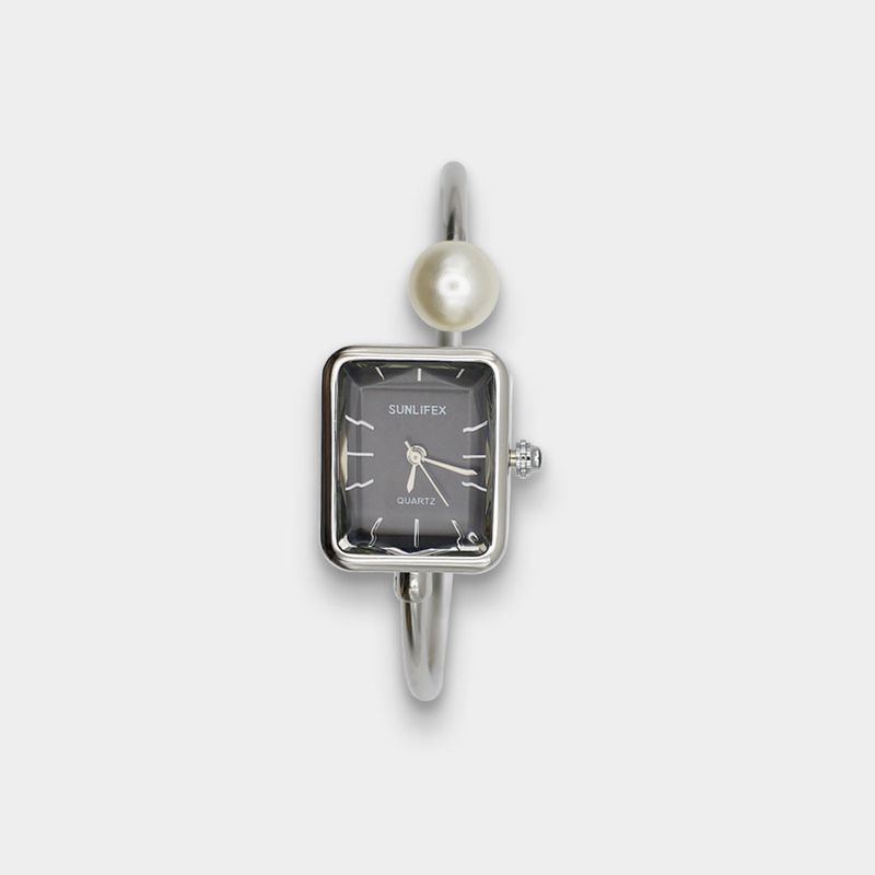 Grumpy Stuff（グロンピースタッフ）の「Pearl Square Bangle Watch（Accessories）」