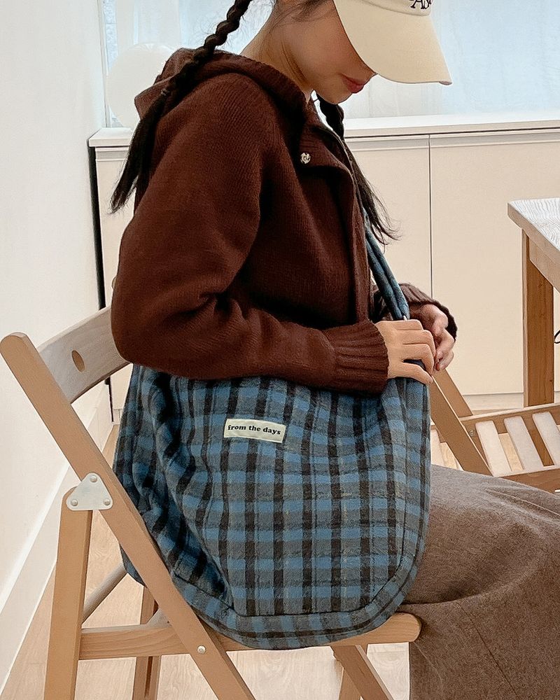 【MADE】Checkered wool big cross bag