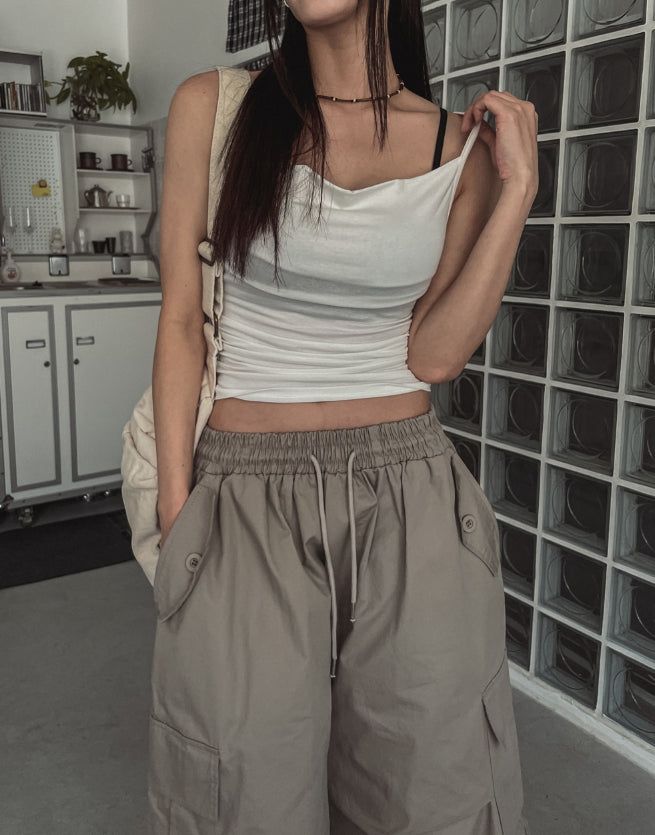 Bulky Pintuck Cargo Bermuda Pants