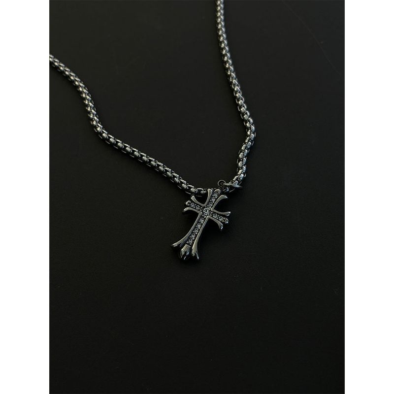 LAURANT（ロラン）の「[SURGICAL STEEL] Reverse cubic cross necklace（Accessories）」