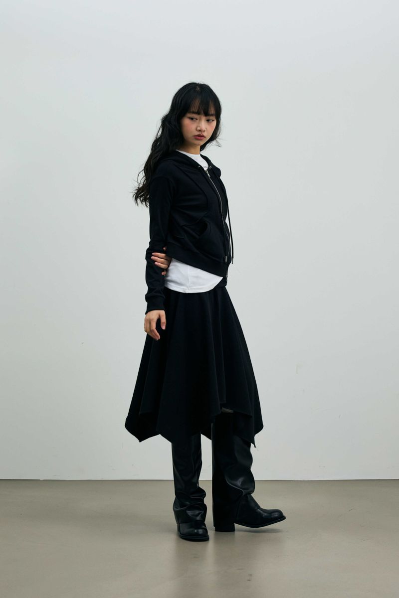 SILENT MIRAGE SWEAT SKIRT / BLACK