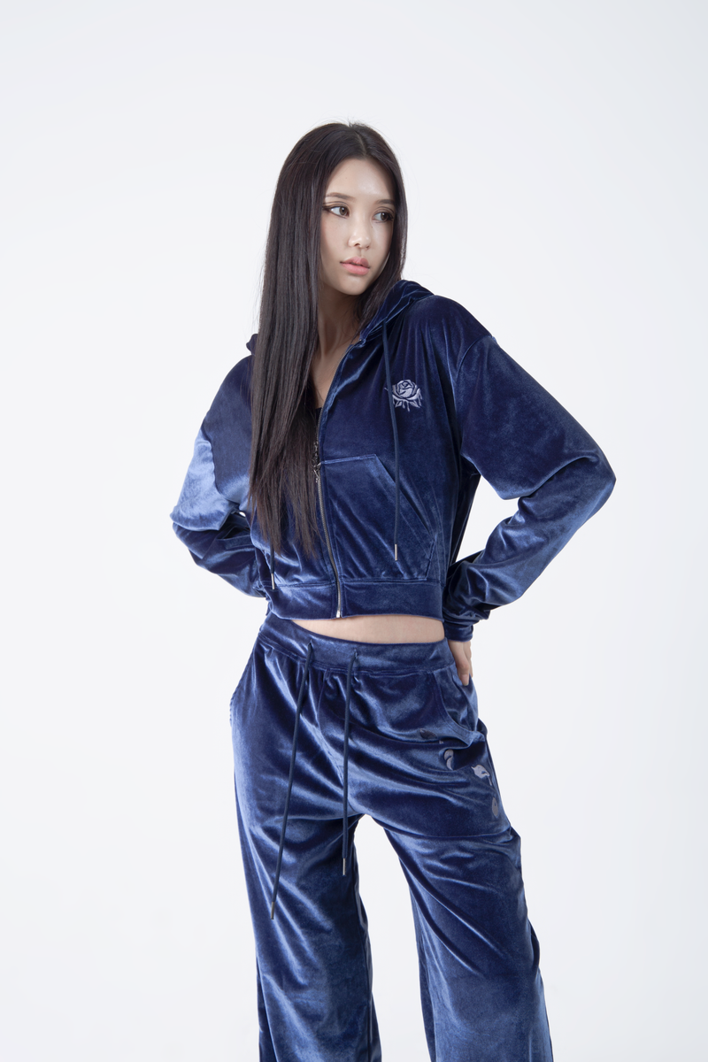  DARLING, YOUR ZIP UP ! #VELVET BLUE