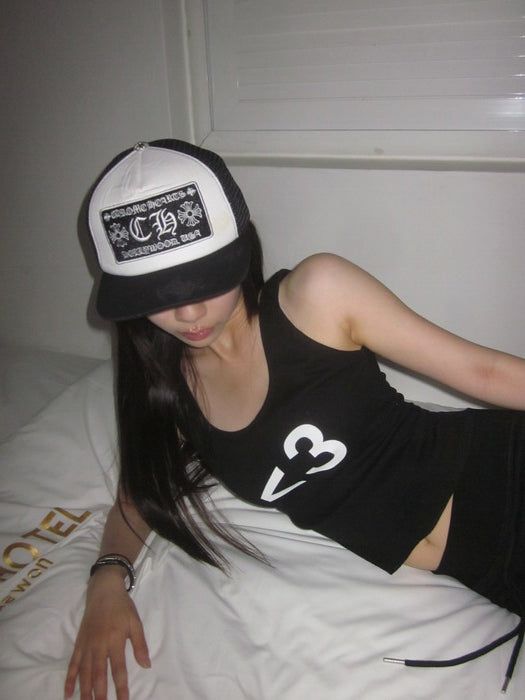 <3 Cap Top