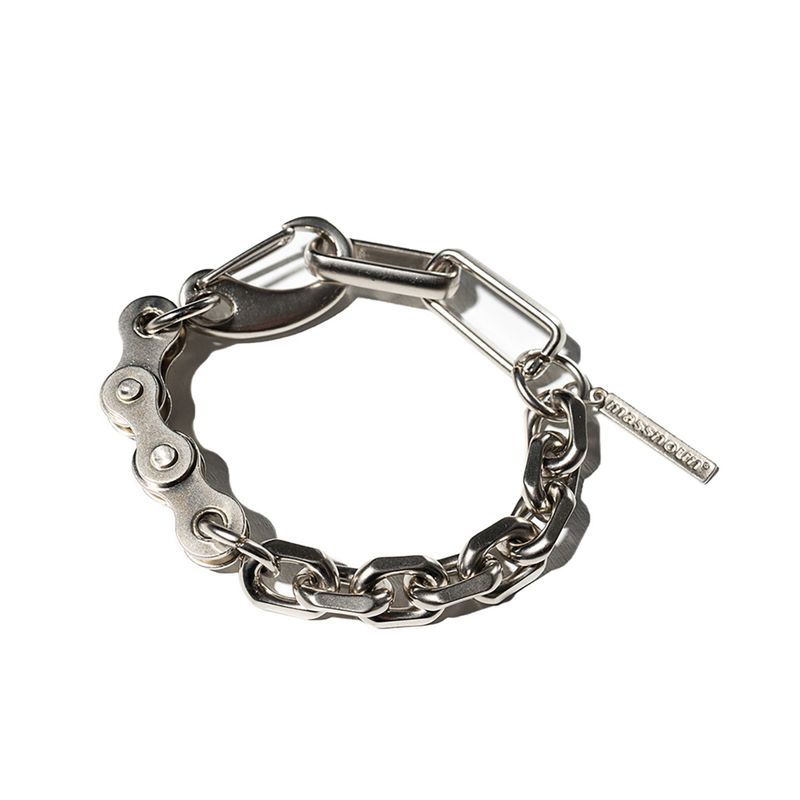 MASSNOUN（マスノウン）の「SLロゴバイシクルチェーンブレスレット（アクセサリー）」