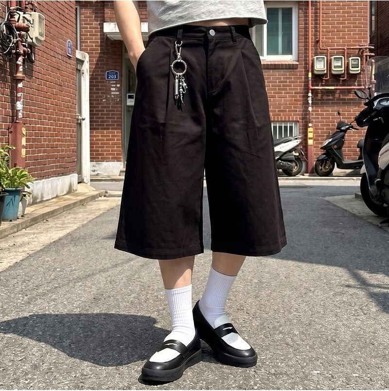 Wide Cotton Pleated Bermuda Shorts Black