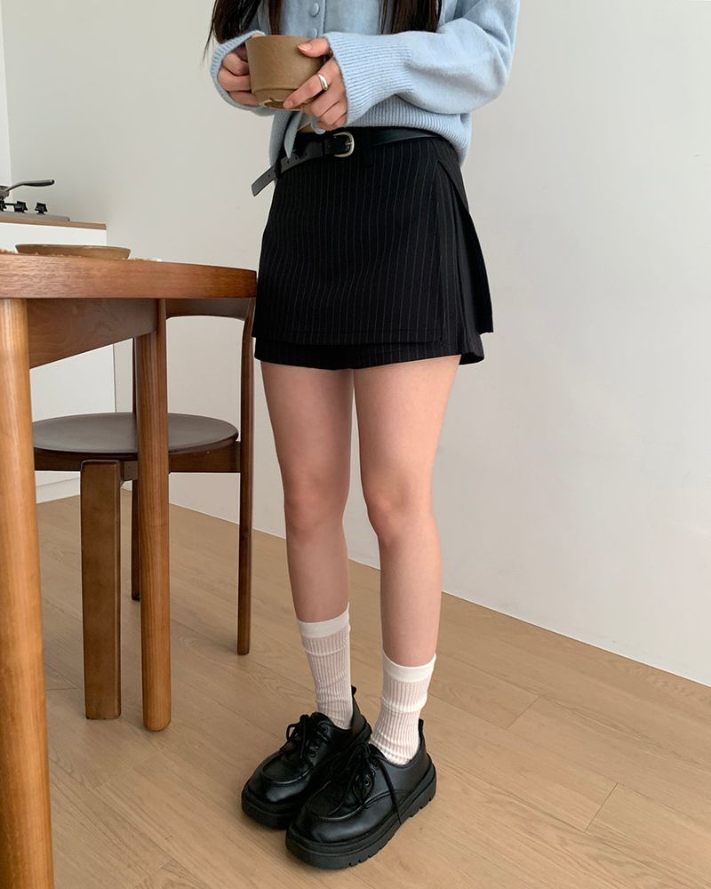 Nimu Stripe Pattern Belted Short Skirt Pants