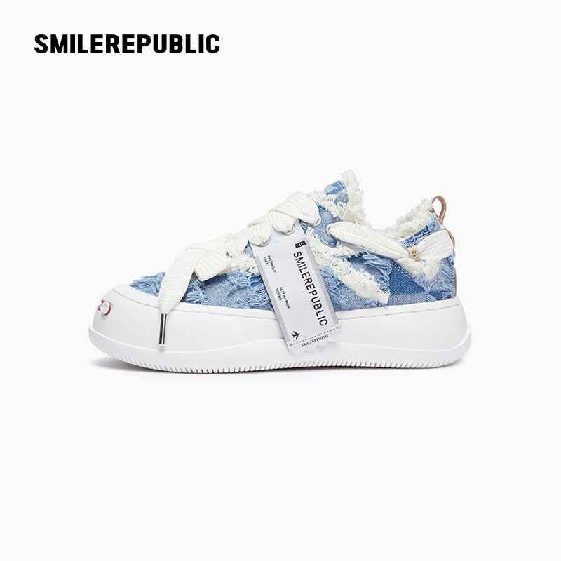 SMILEREPUBLIC（スマイルリパブリック）の「ライトブルーチェックデニムスマイルトゥプラットフォームスニーカー（シューズ）」
