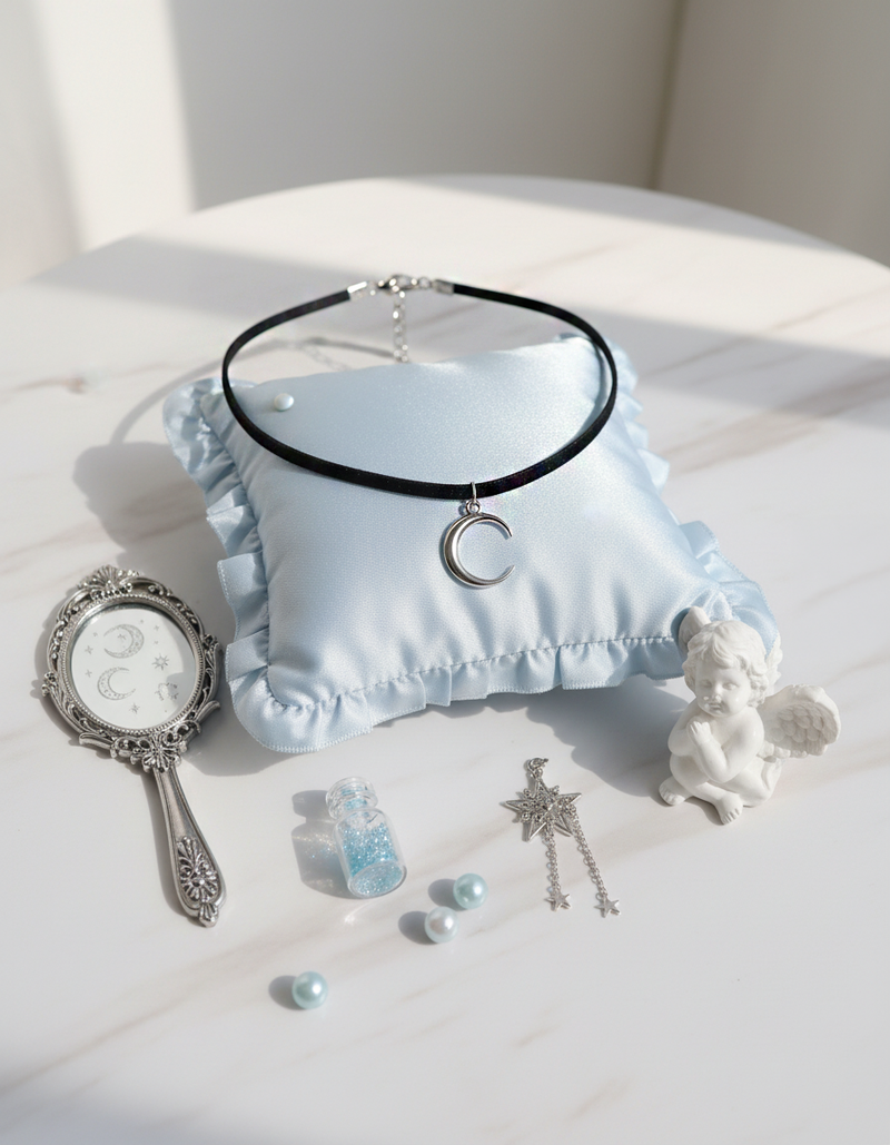 Crescent Moon Choker - Silver Color