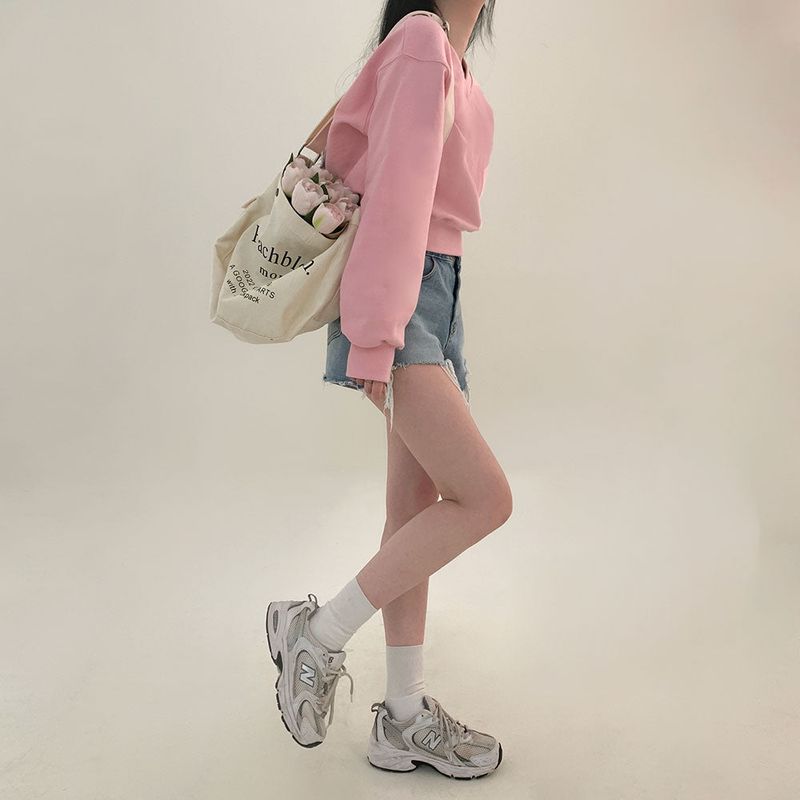 [Bellide made] Pastel V-neck cropped sweatshirt