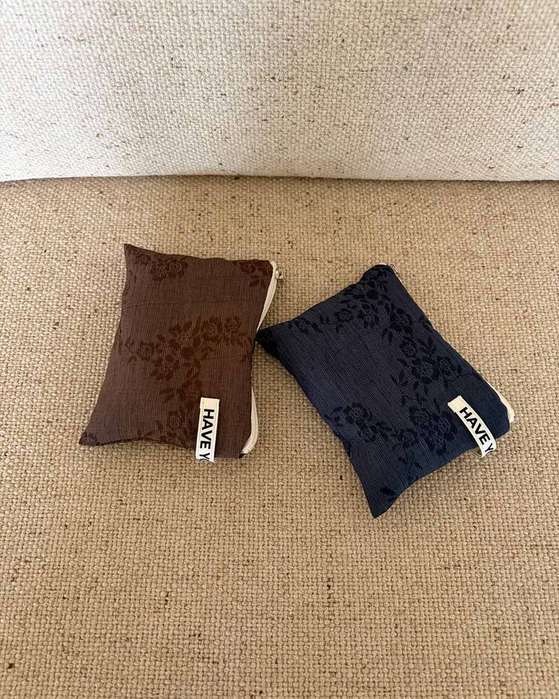 Linen floral flat pouch - navy , S size