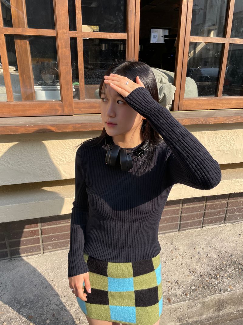 Checkerboard knit mini skirt