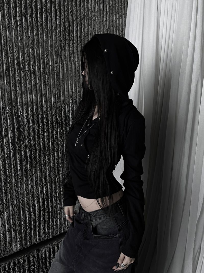 URBAN UNIQUE(アーバンユニーク)の「all cleat snap-wrap hooded T(Tops)」
