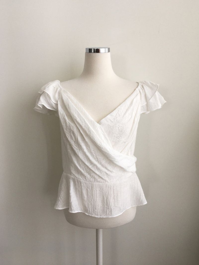 Dining wrap frill blouse