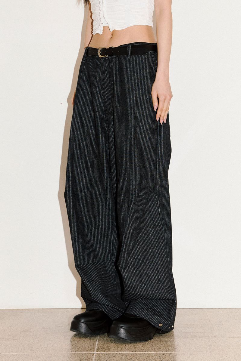 Raucohouse（ラウコハウス）の「Add pin-tuck stripe denim pants（Pants）」