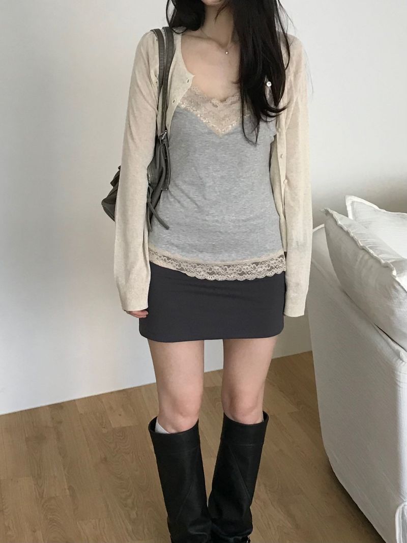 Cindy Lace Sleeveless (one color)