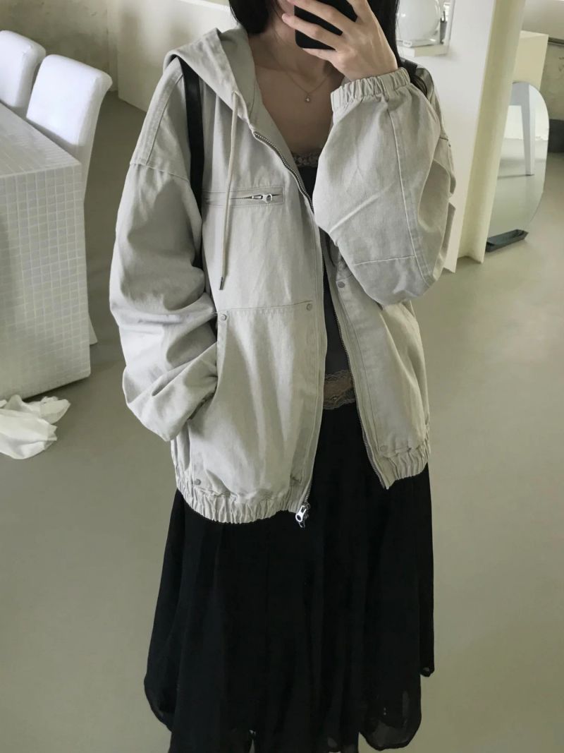 Crema Washed Hooded Jacket (one color)