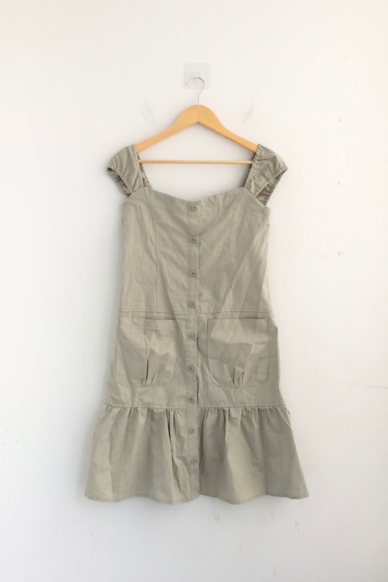 Pocket-line button layered dress