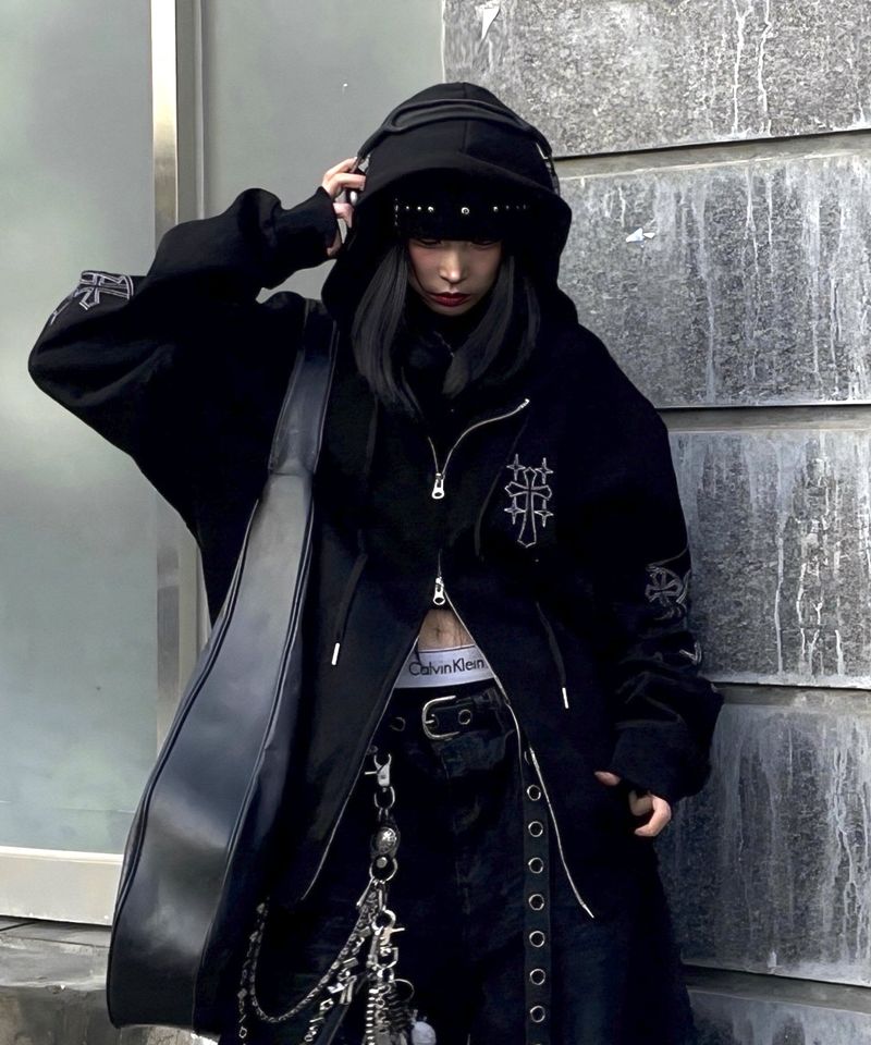 EASY NO EASY（イージーノーイージー）の「Needle Work Hoodie Zip-Up - Black（Tops）」
