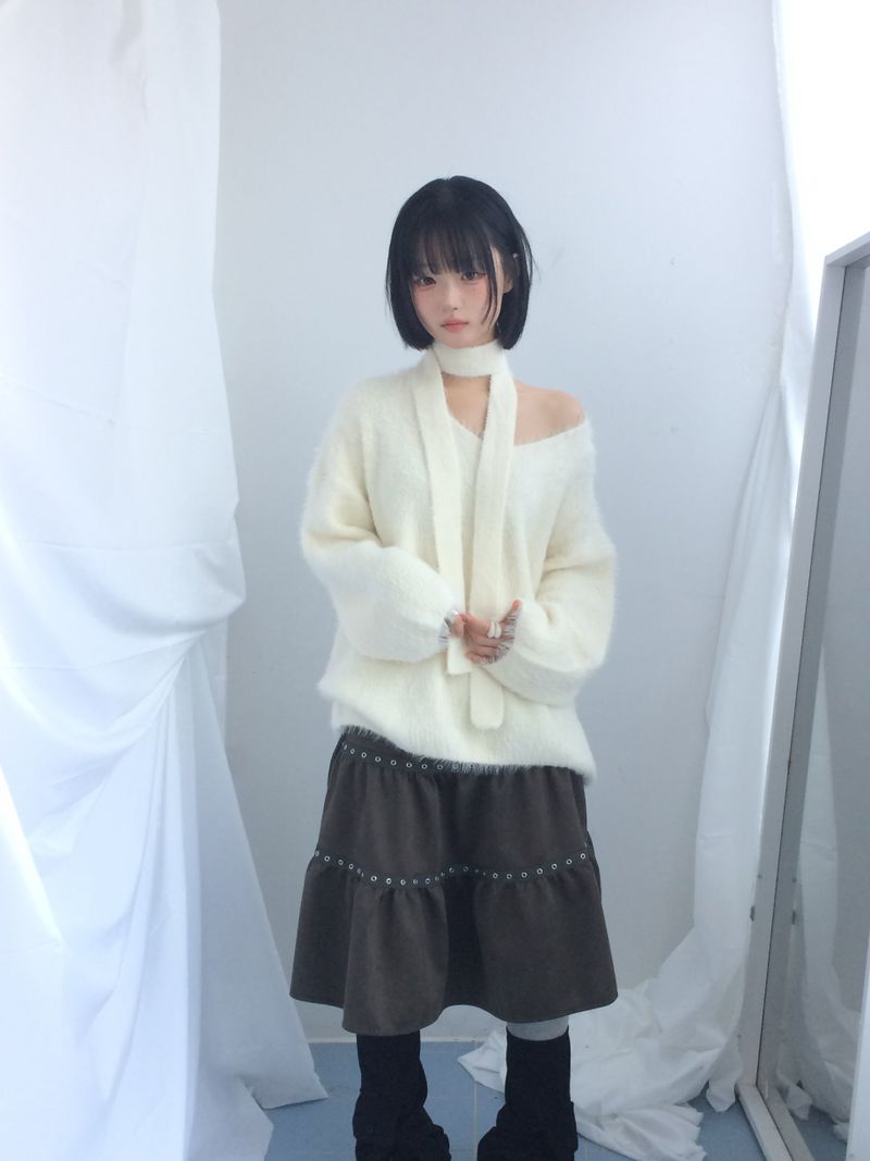 eyelet tier skirt