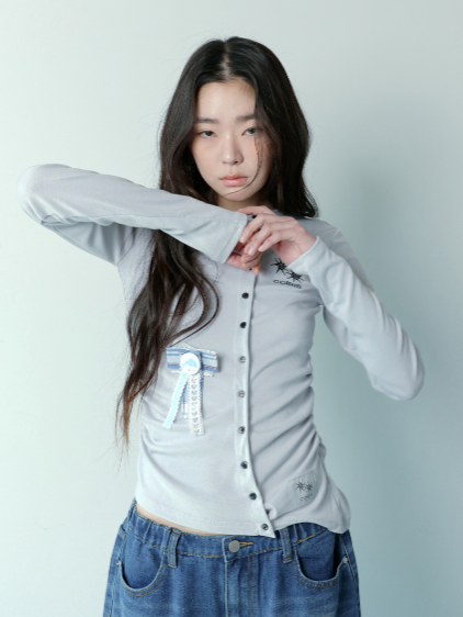 YUON SHIRRING SLIM R-NECK CARDIGAN
