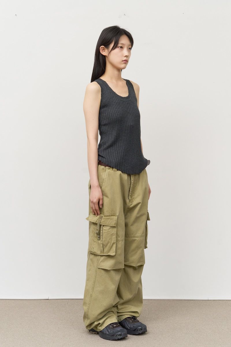 (W) Grain Sleeveless